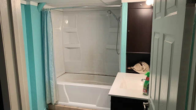 18. 70494414394__093CD136-8807-4510-A400-DDF1F10EB63C