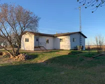 2. 70494380987__19586FF5-EBAB-4A58-B179-EE2B15808AF2