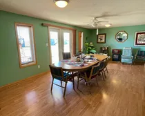 7 20240509_173929069_iOS